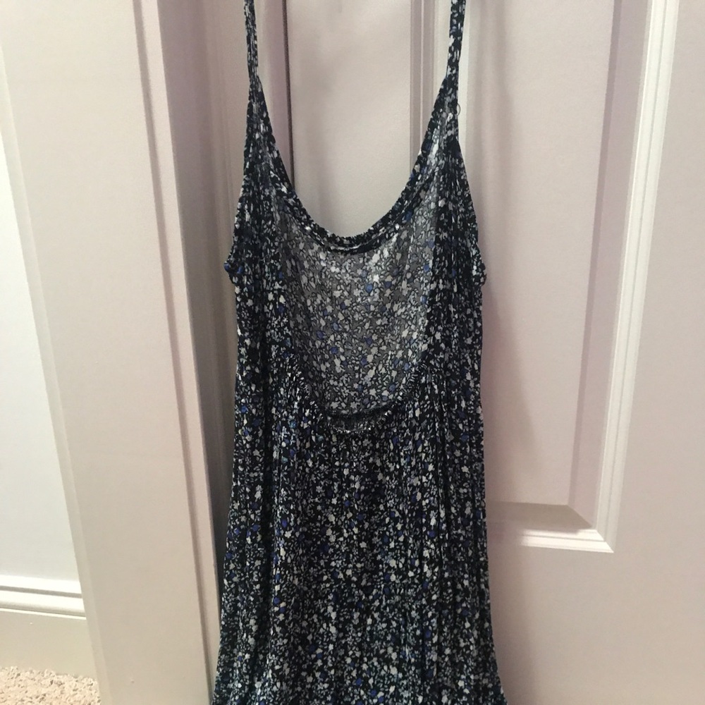 Don’t Ask Why dress by American Eagle - Picture 4 of 6